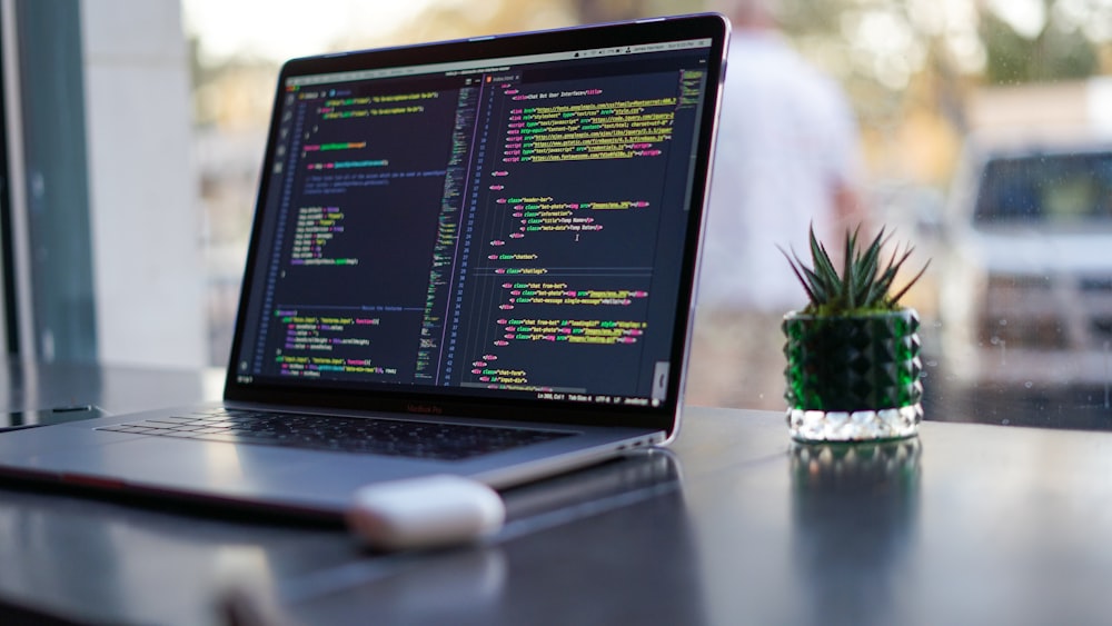Tailwind CSS v4 Banner